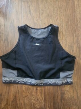 Nike Black & Gray High-Neck Pro Sports Crop Top Bra Large